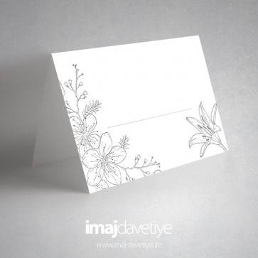 Çiçek çizimli beyaz masa kartı - 04